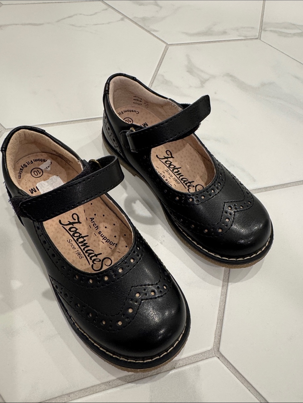 FootMates Black Girls' Mary Jane Dress Shoes with Strap